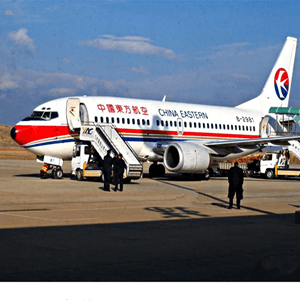 南宁机场托运航空快运业稳步发展的原因是什么？